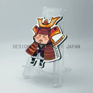 目を閉じた和風侍キャラクター