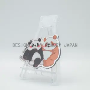 寄り添うパンダペア（JAPAN）